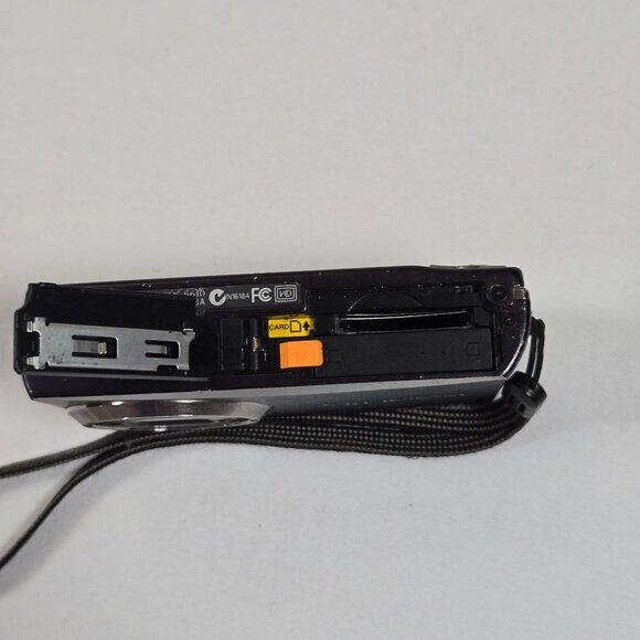 Nikon Coolpix S610 10 MP Digital Camera With 4x Zoom PARTS REPAIR ONLY - Picture 5 of 9